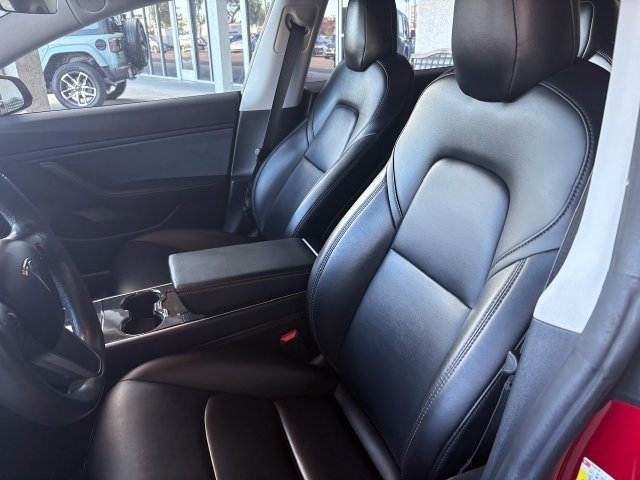 Used 2018 Tesla Model 3 Long Range RWD image 17