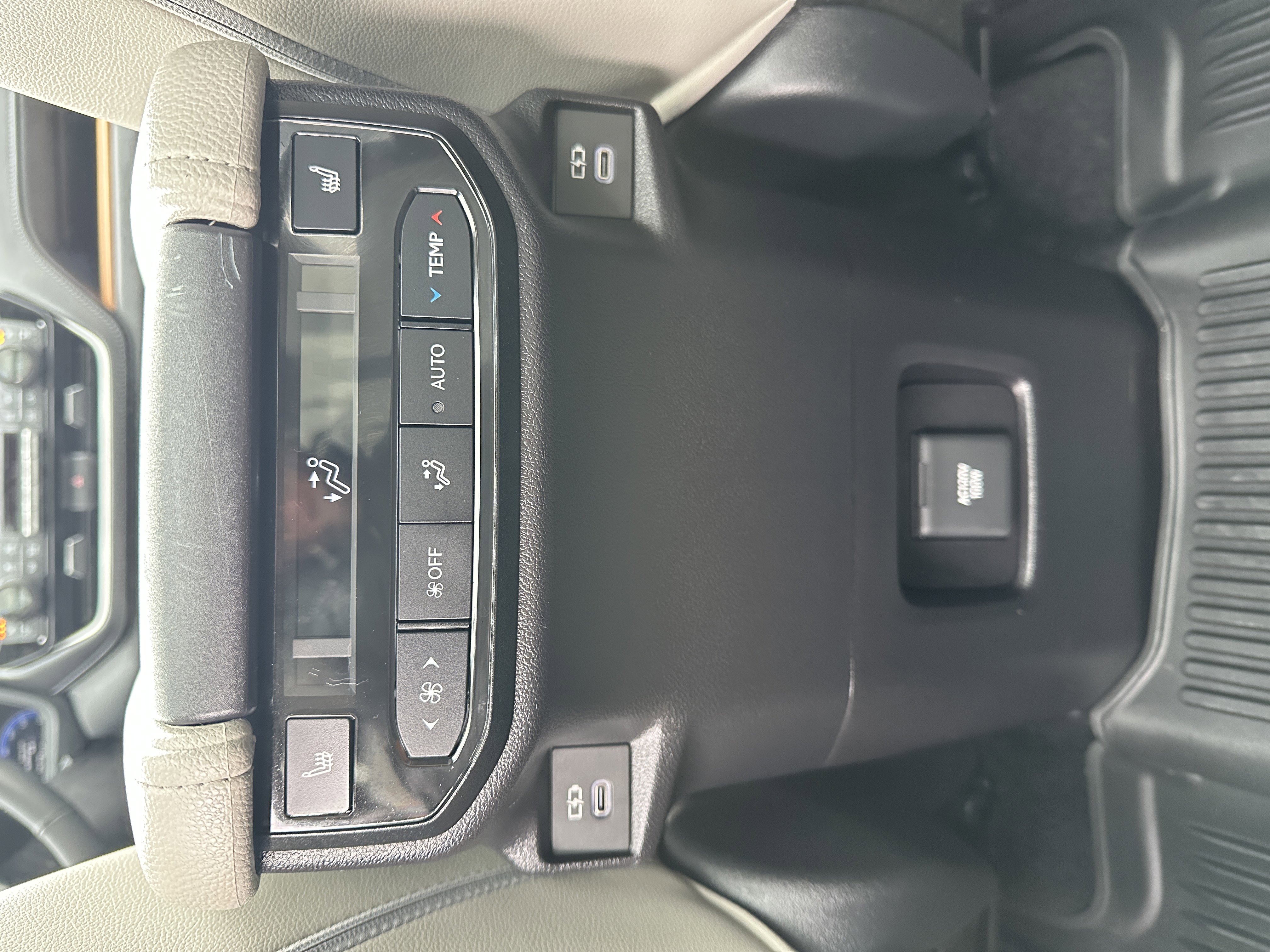 Used 2025 Toyota Grand Highlander AWD image 52