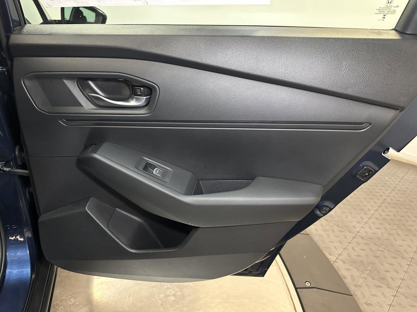 Used 2024 Honda Accord EX image 34