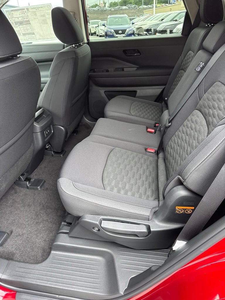 New 2026 Nissan Pathfinder SV AWD/4WD image 12