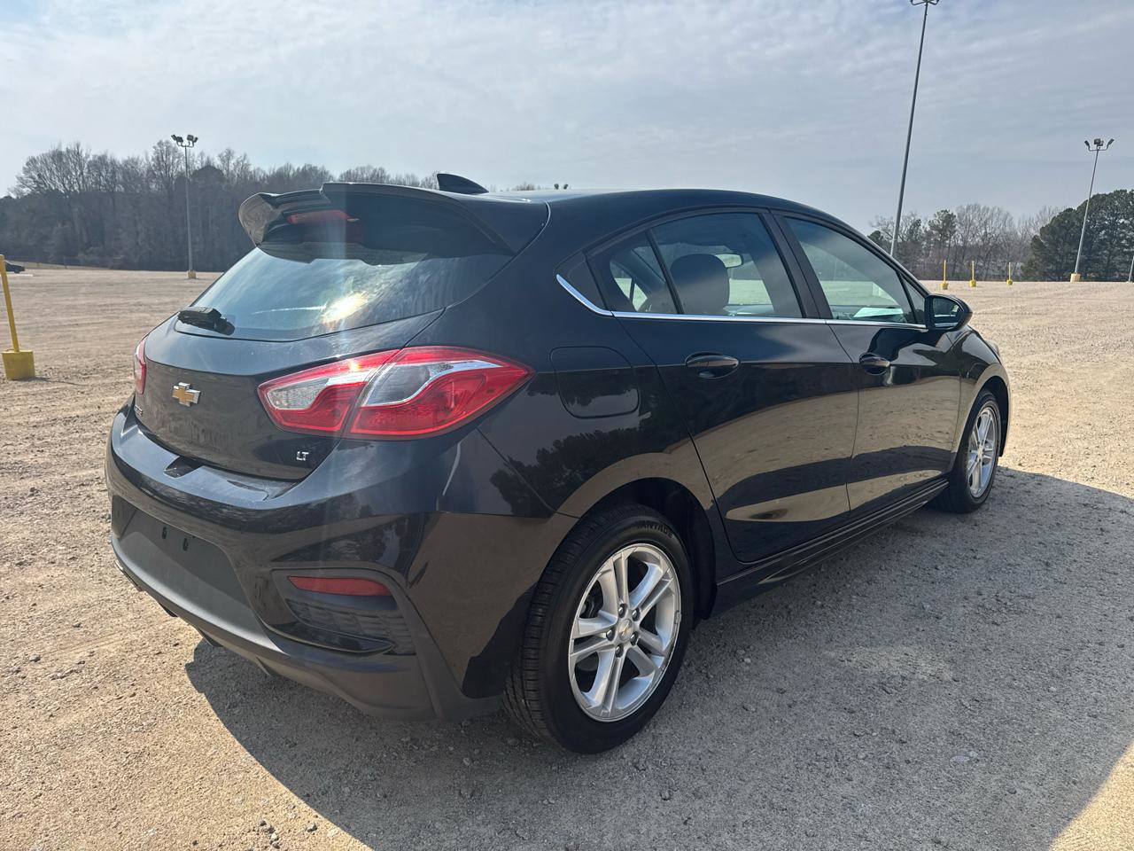 Used 2017 Chevrolet Cruze LT w/ RS Package image 6