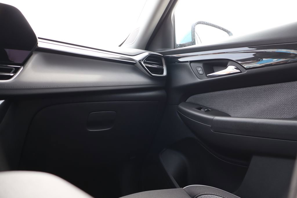 New 2026 Chevrolet TrailBlazer LT w/ Convenience Package image 35