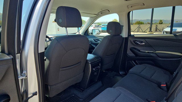 Used 2020 Chevrolet Traverse LT FWD image 20