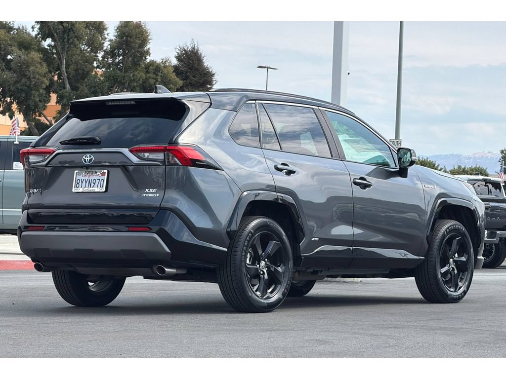 Certified 2021 Toyota RAV4 XSE w/ XSE Grade Weather Package AWD/4WD image 4