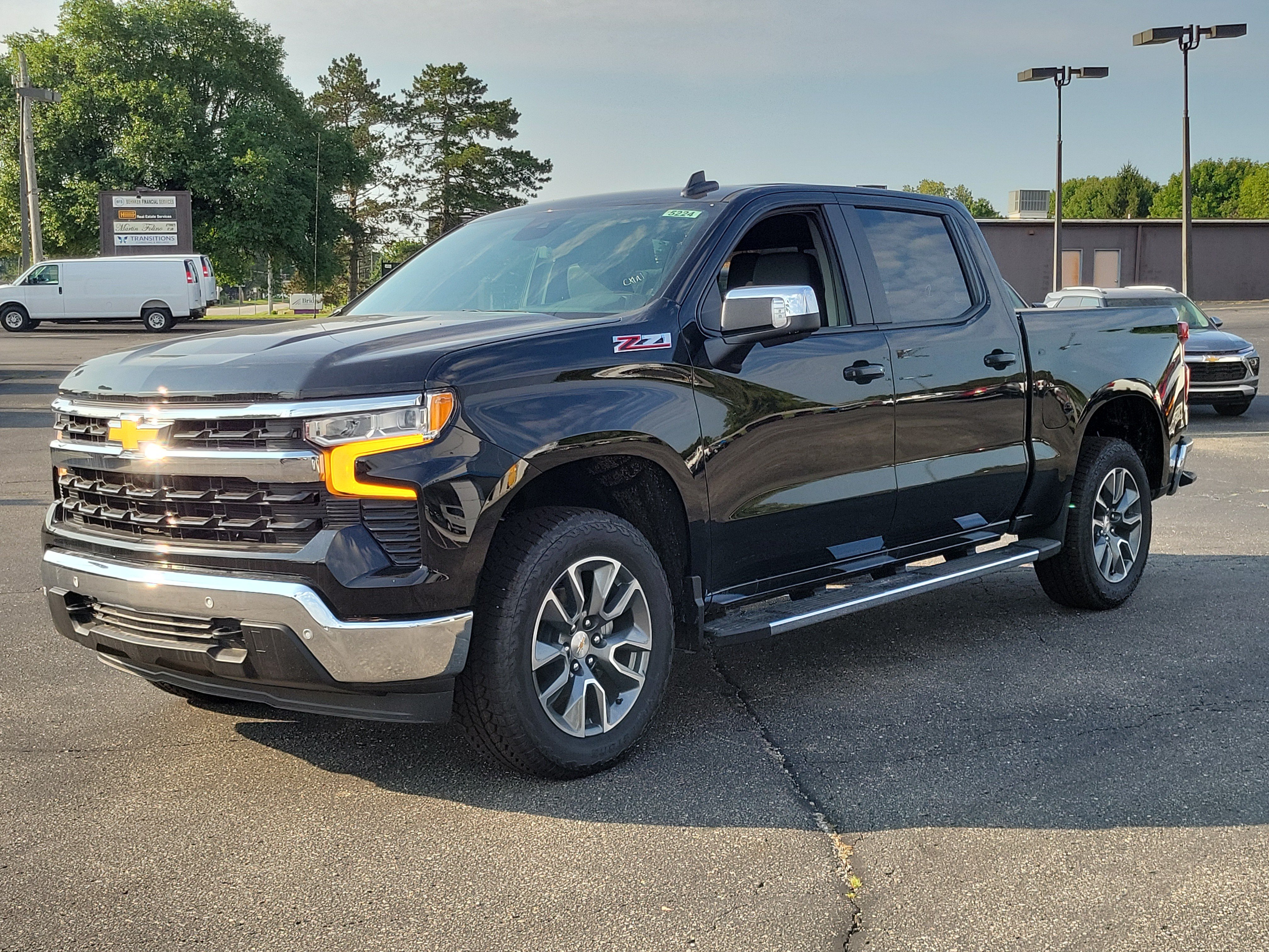 New 2026 Chevrolet Silverado 1500 LT w/ All Star Edition Plus AWD/4WD image 2