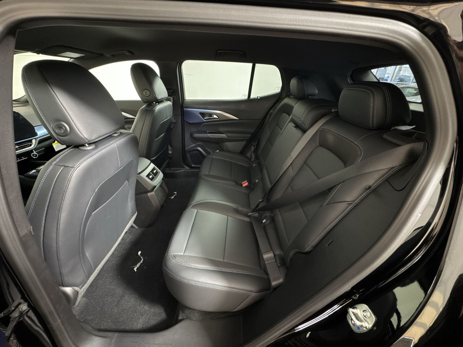 New 2026 Chevrolet Equinox EV LT AWD/4WD image 24