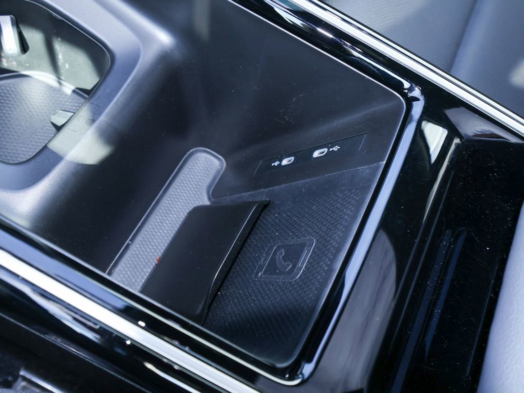 Used 2023 Volkswagen ID.4 Pro S image 27