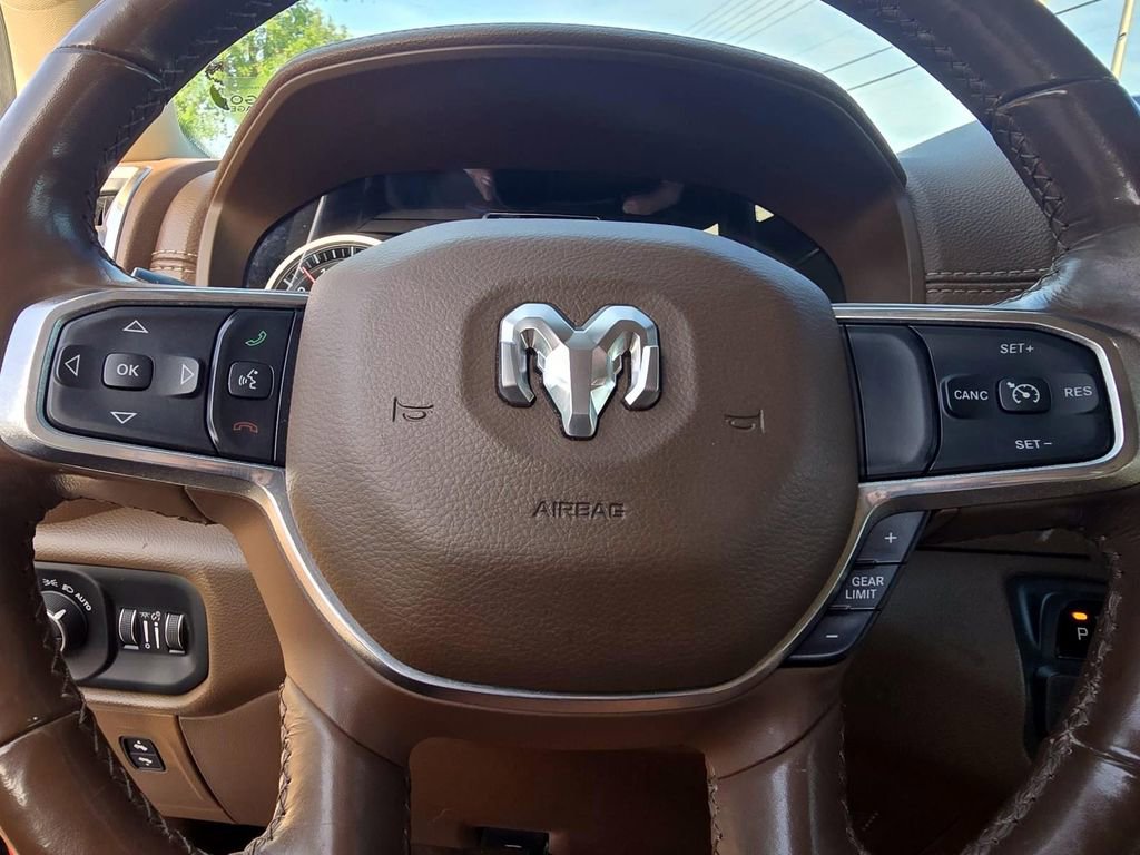 Used 2019 RAM 1500 Laramie image 13