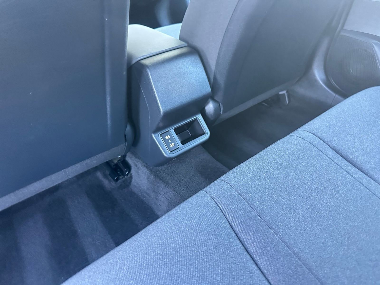 Used 2025 Kia K4 LXS image 25