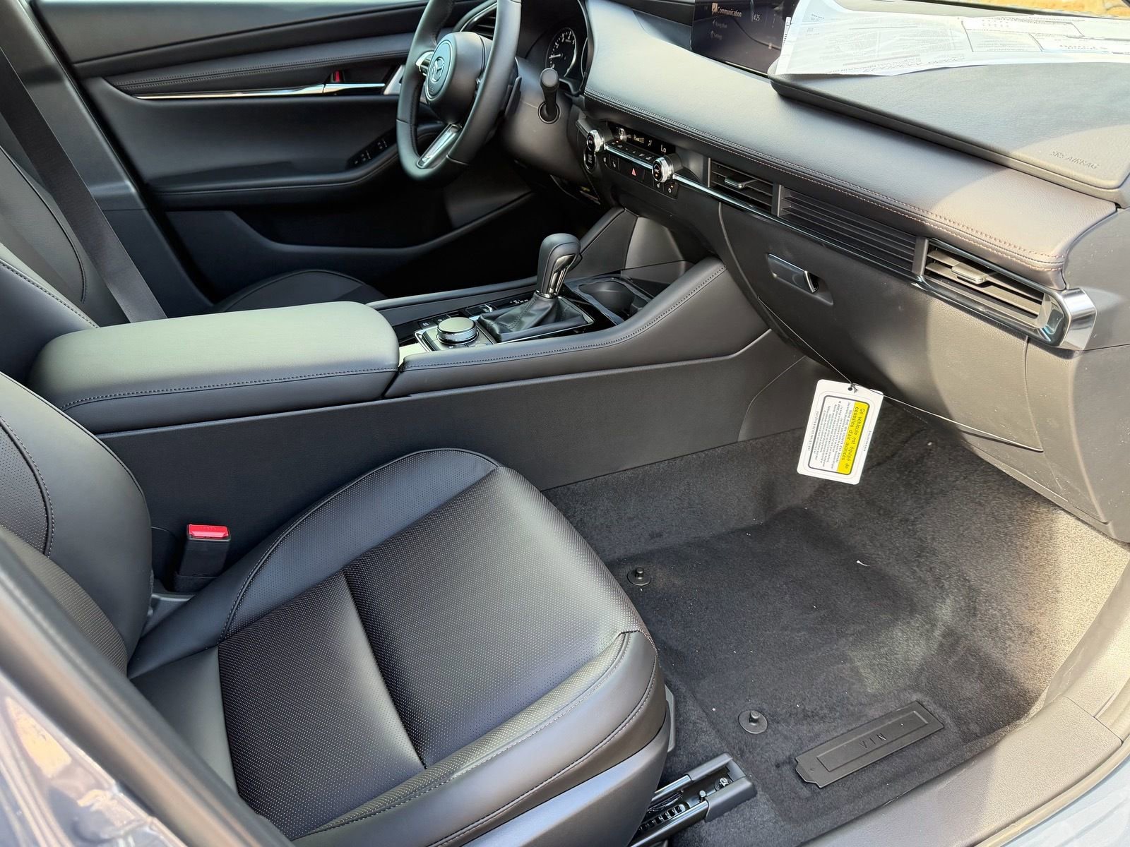 New 2026 MAZDA MAZDA3 Hatchback w/Premium Plus Pkg AWD/4WD image 13