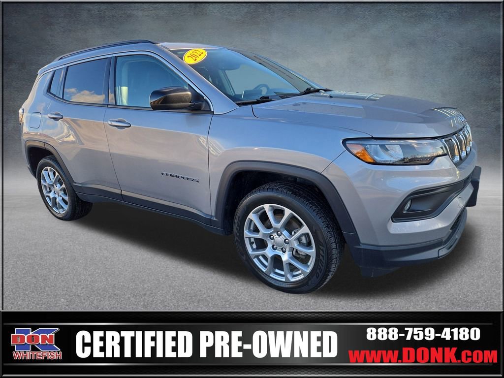 Used 2022 Jeep Compass Latitude image 1
