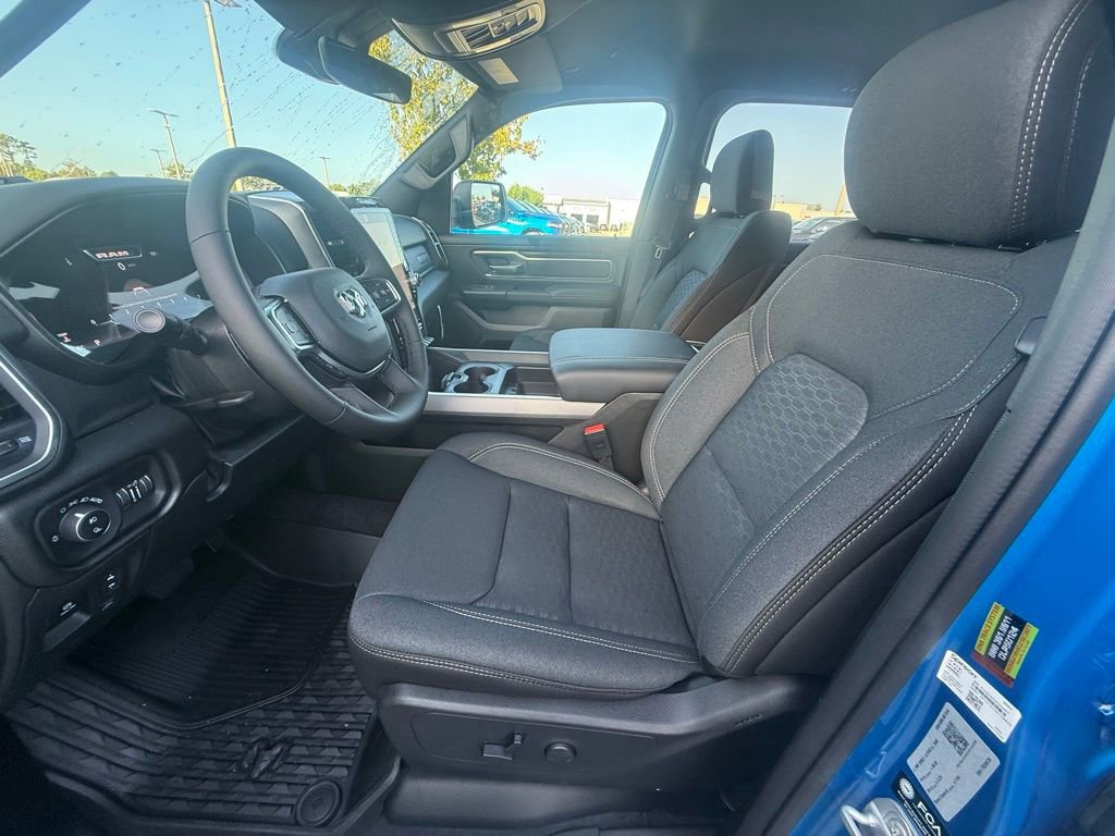 New 2026 RAM 1500 Big Horn AWD/4WD image 10