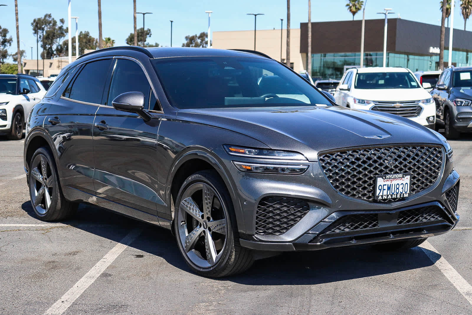 Used 2023 Genesis GV70 2.5T w/ Sport Prestige Package image 3