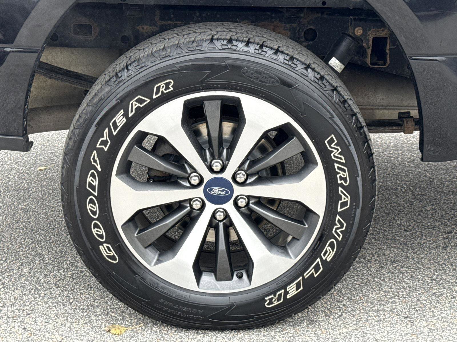 Used 2020 Ford F150 XL w/ Equipment Group 101A Mid image 10