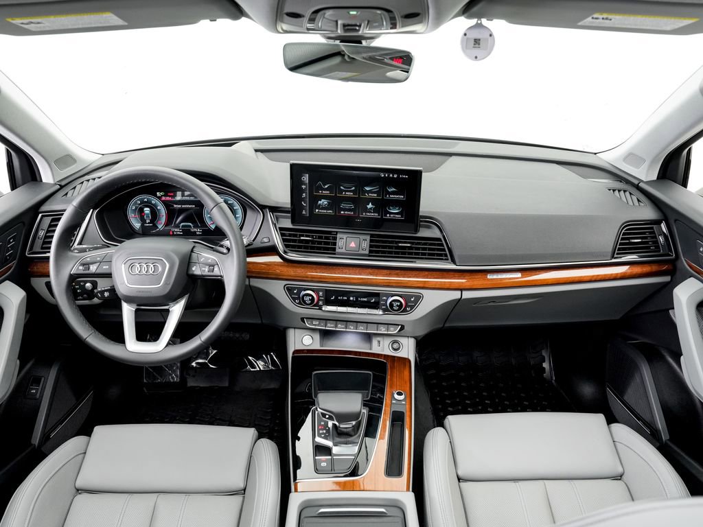 Certified 2023 Audi Q5 2.0T Prestige AWD/4WD image 20