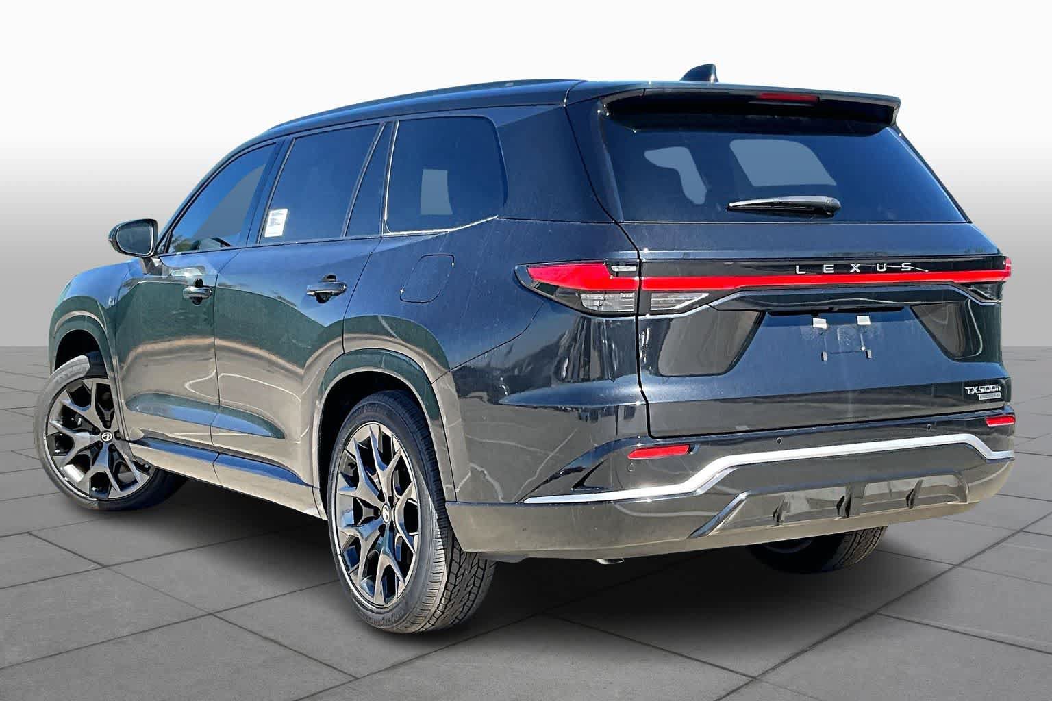 New 2026 Lexus TX 500h AWD w/ Technology Package image 4