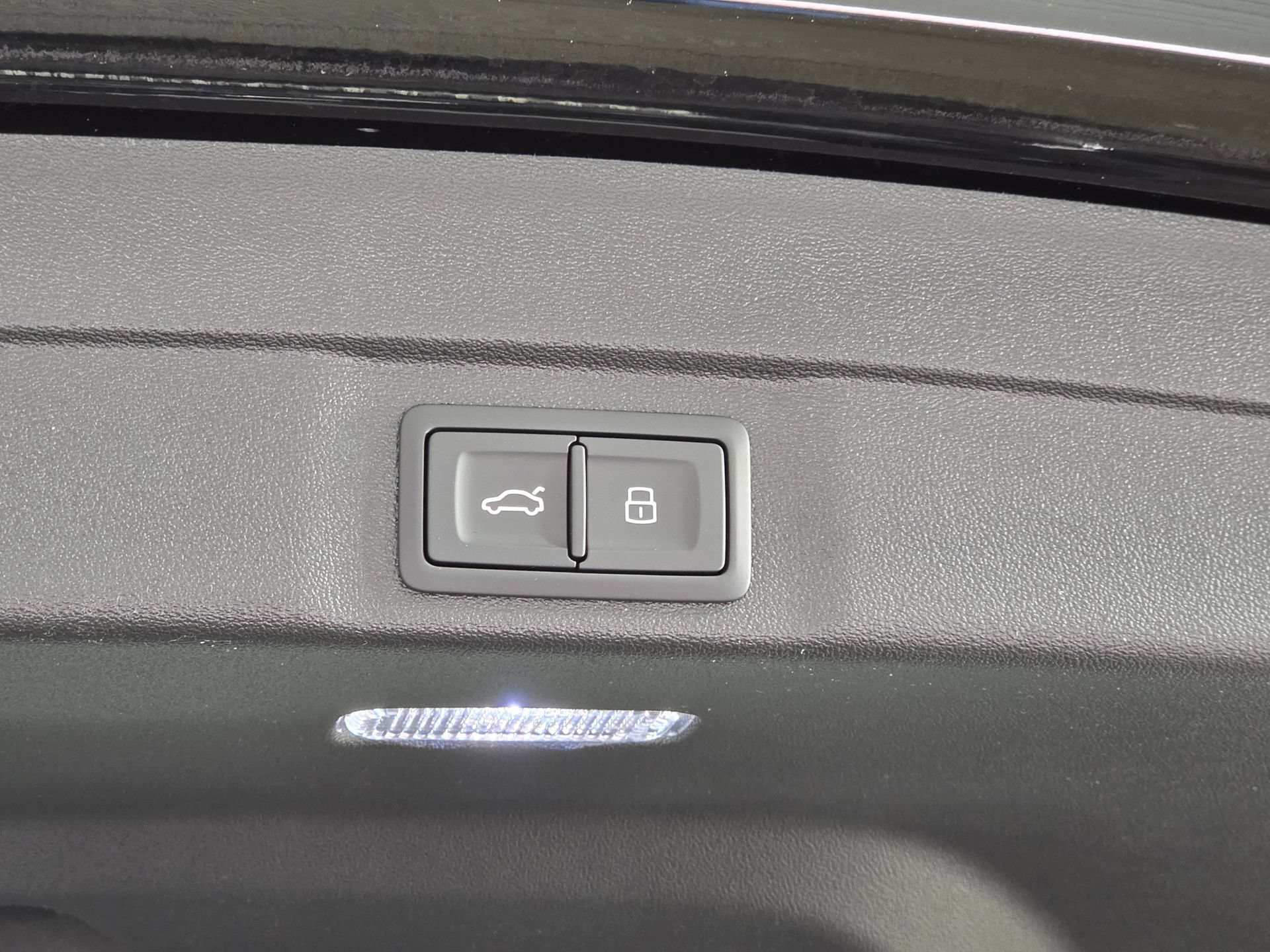 New 2026 Audi A5 2.0T Premium AWD/4WD image 32