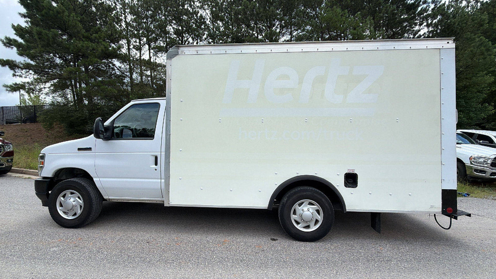 Used 2022 Ford E-350 and Econoline 350 Super Duty RWD image 11