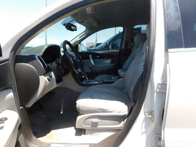 Used 2008 GMC Acadia SLT w/ Convenience Package image 10
