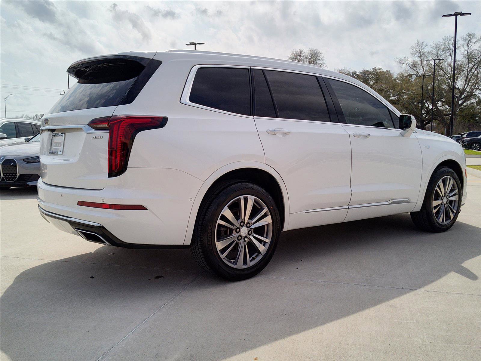 Used 2022 Cadillac XT6 Premium Luxury w/ Technology Package image 10