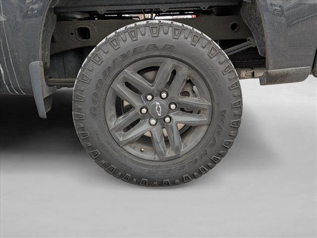 Used 2023 Chevrolet Silverado 1500 LT Trail Boss image 15