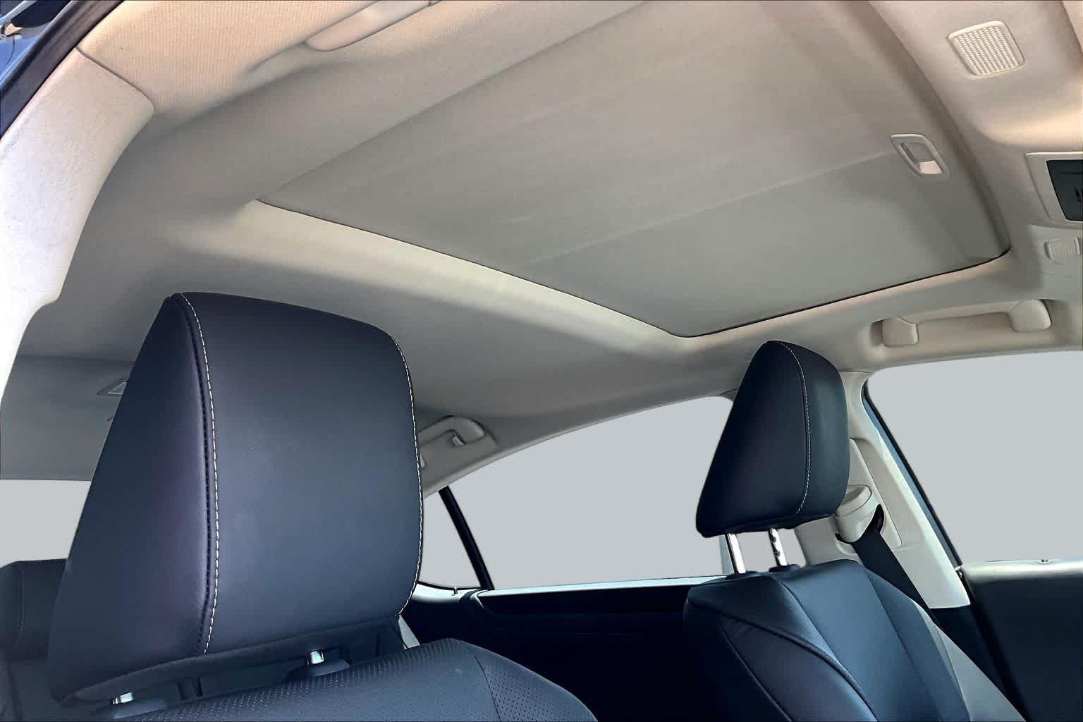 Used 2025 Lexus ES 300h w/ Premium Package FWD image 13