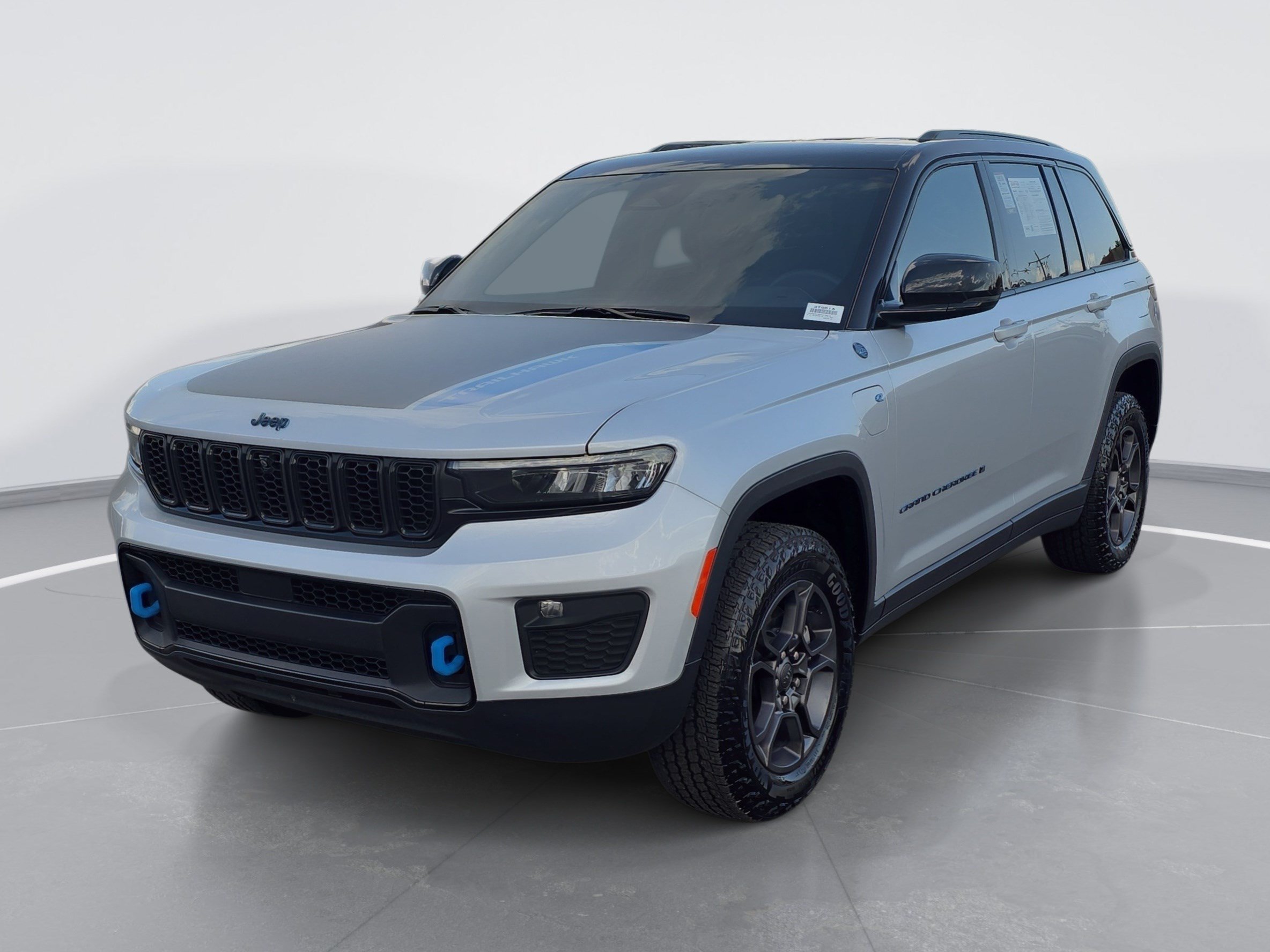 Used 2024 Jeep Grand Cherokee Trailhawk AWD/4WD image 7