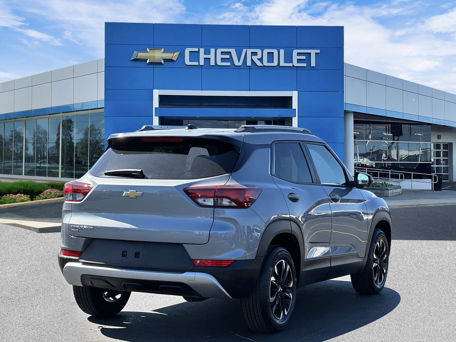 Certified 2023 Chevrolet TrailBlazer LT w/ Convenience Package AWD/4WD image 4