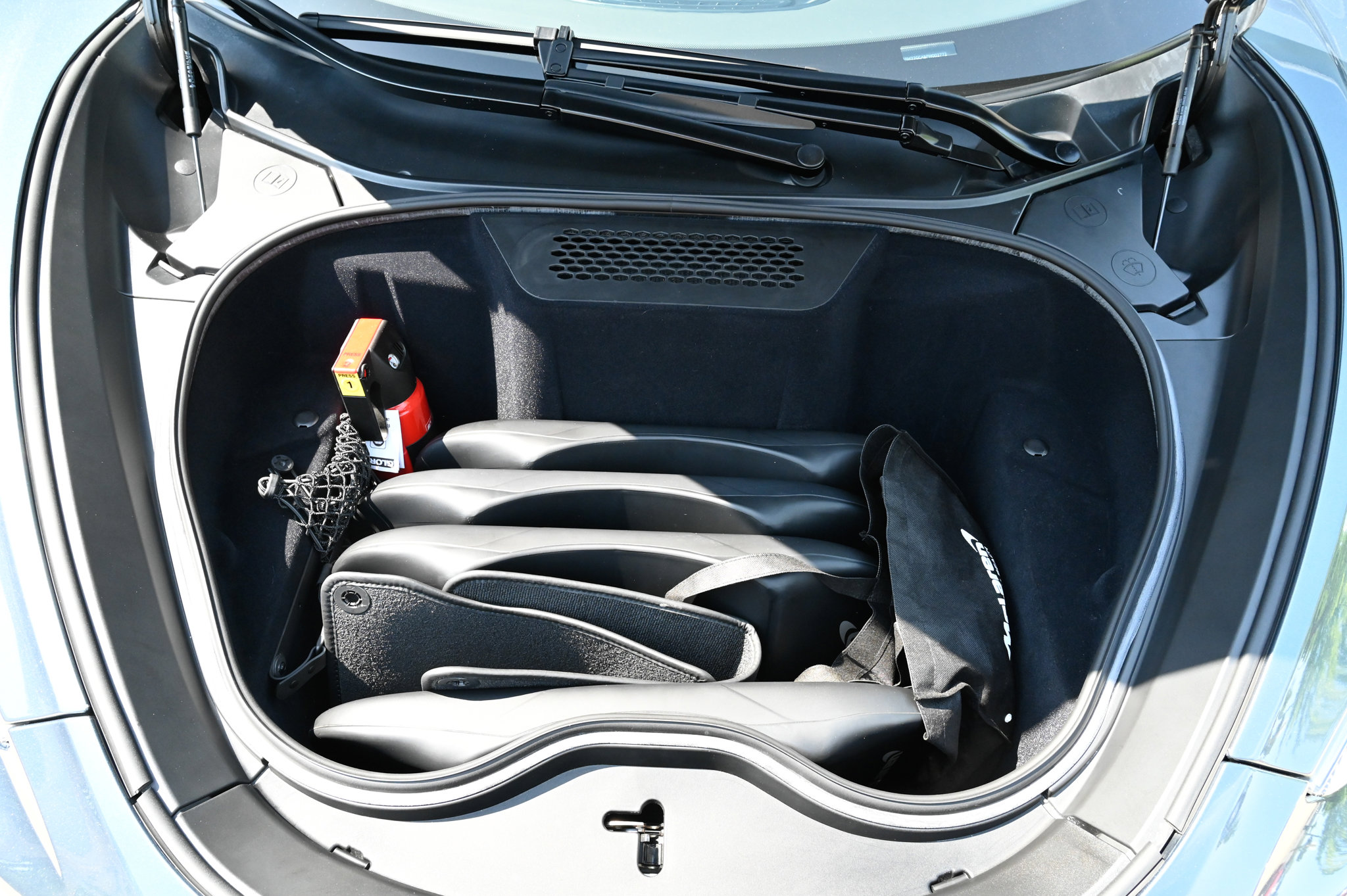 Used 2023 McLaren GT RWD image 48