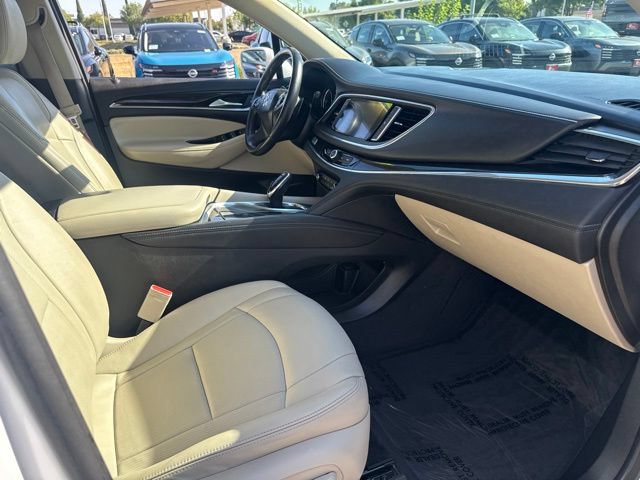 Used 2020 Buick Enclave Essence FWD image 9