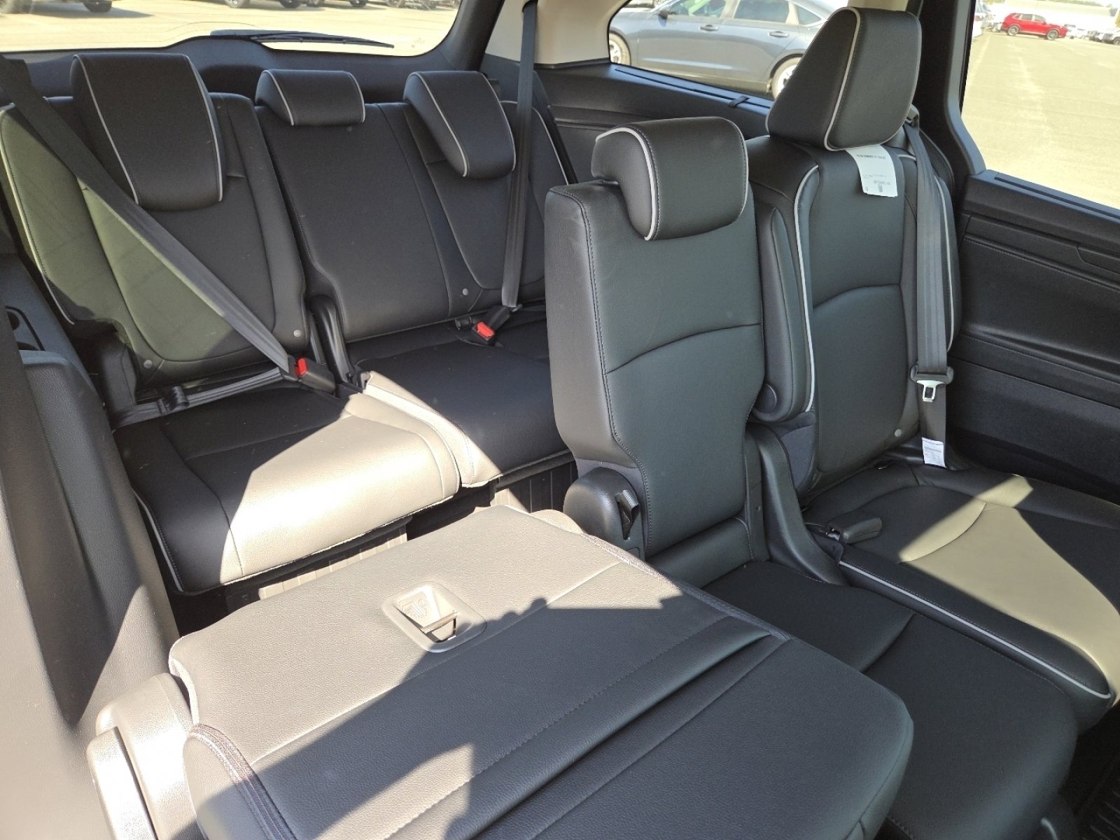 New 2026 Honda Odyssey Touring image 25
