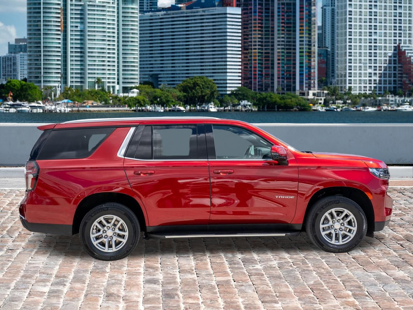 Used 2023 Chevrolet Tahoe LT w/ Luxury Package image 4