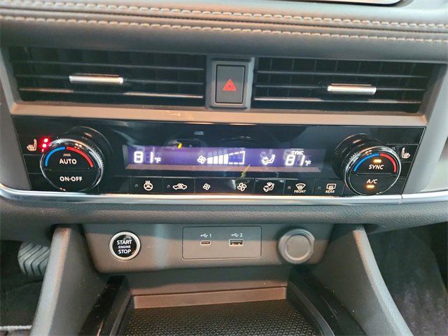 Used 2023 Nissan Rogue SV w/ SV Premium B Package image 29