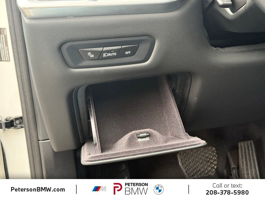 Used 2024 BMW X5 xDrive50e w/ Premium Package image 12