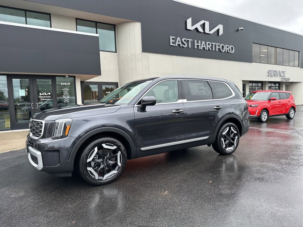 New 2025 Kia Telluride S