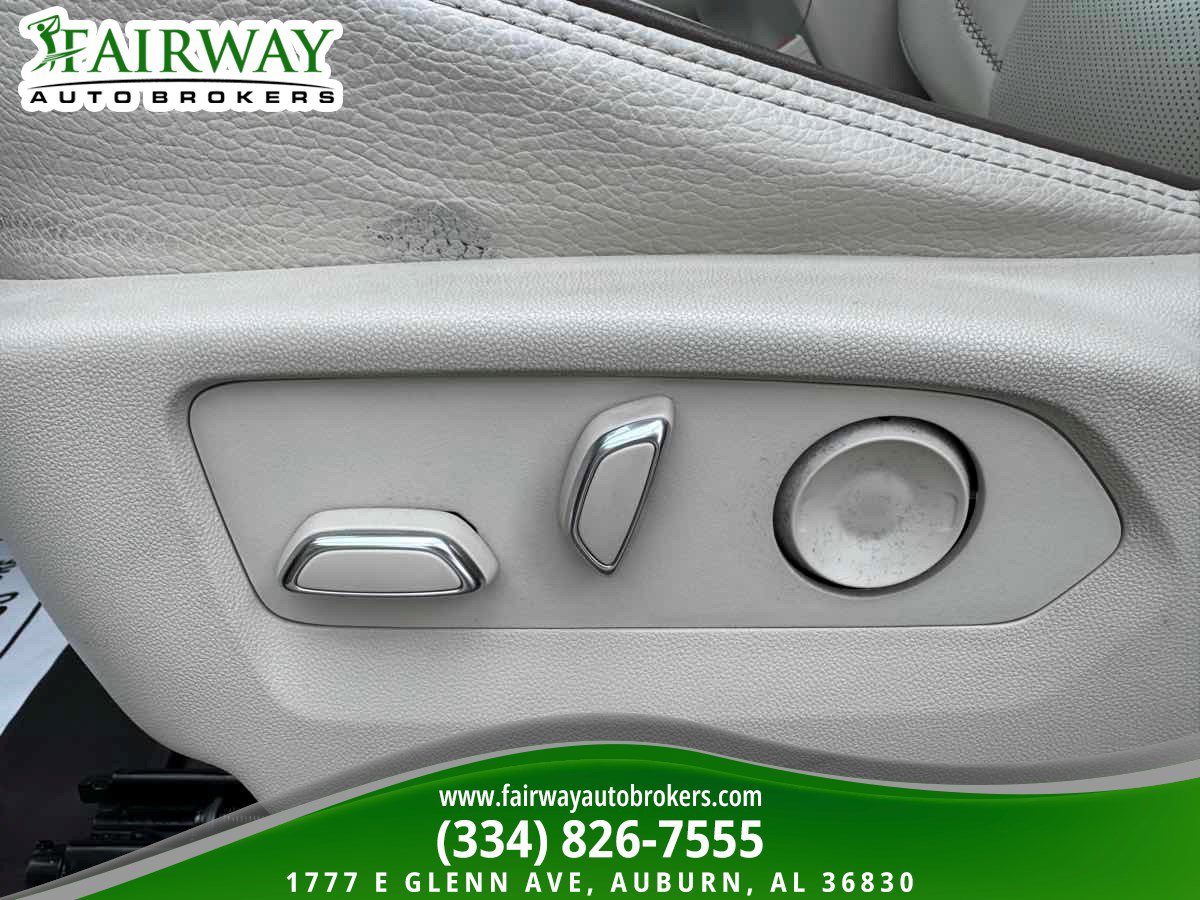 Used 2022 GMC Yukon Denali image 16