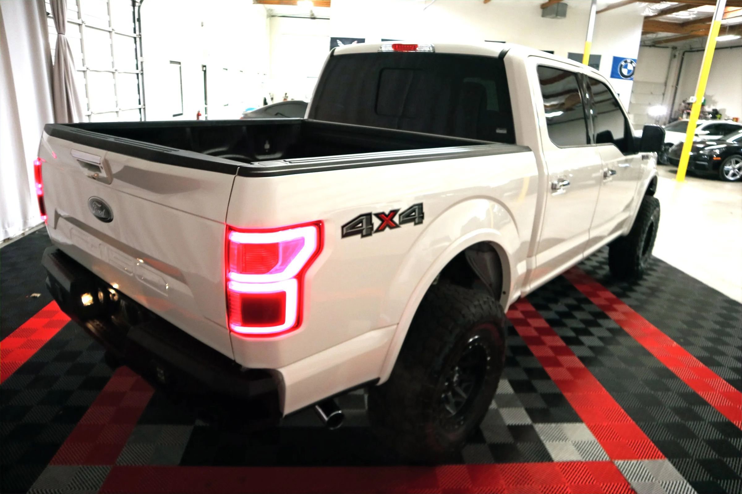 Used 2019 Ford F150 Lariat w/ Equipment Group 502A Luxury image 10