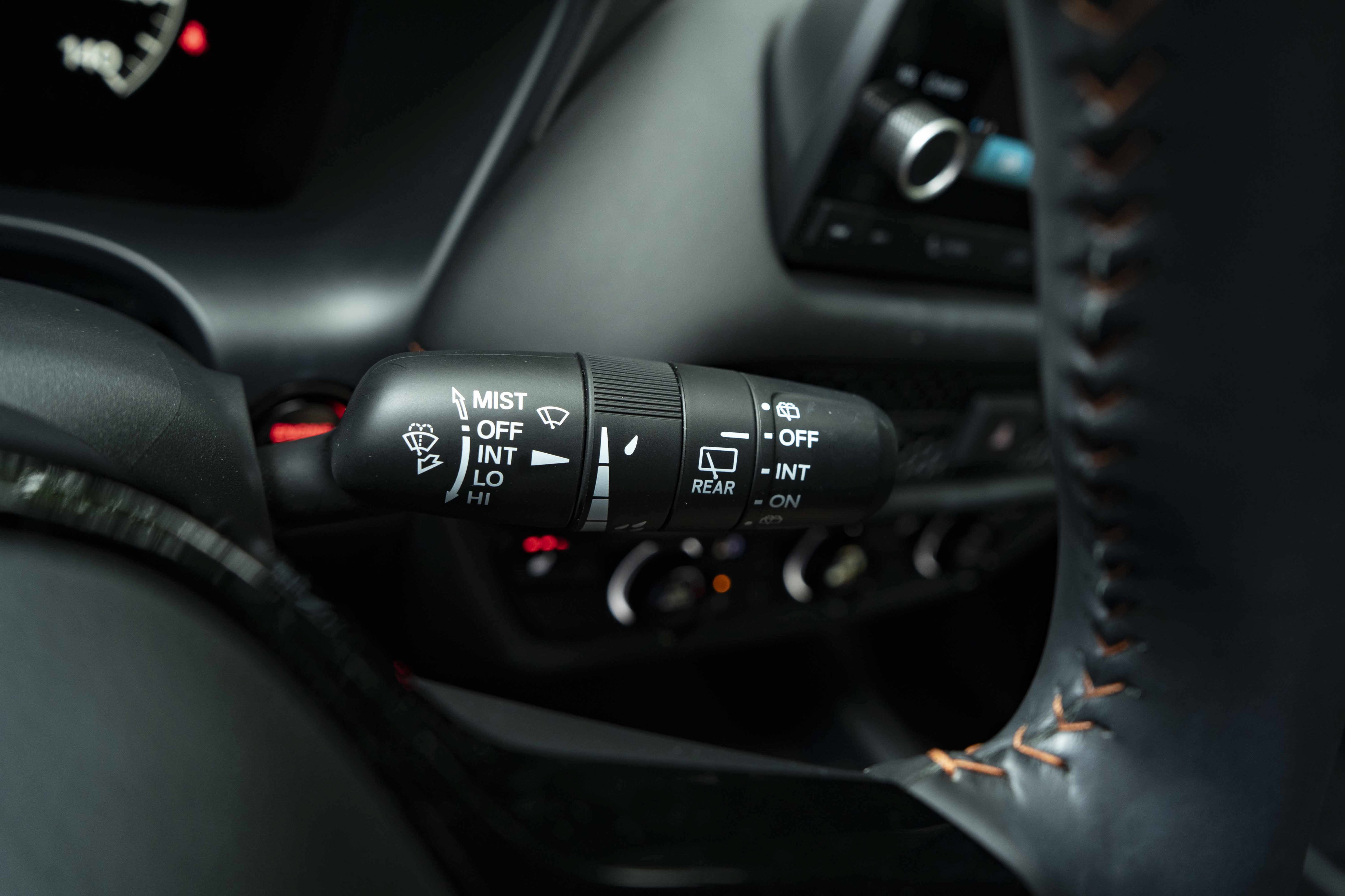 Certified 2025 Honda HR-V Sport image 24