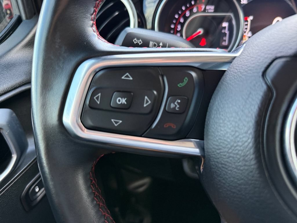 Used 2018 Jeep Wrangler Unlimited Rubicon AWD/4WD image 24