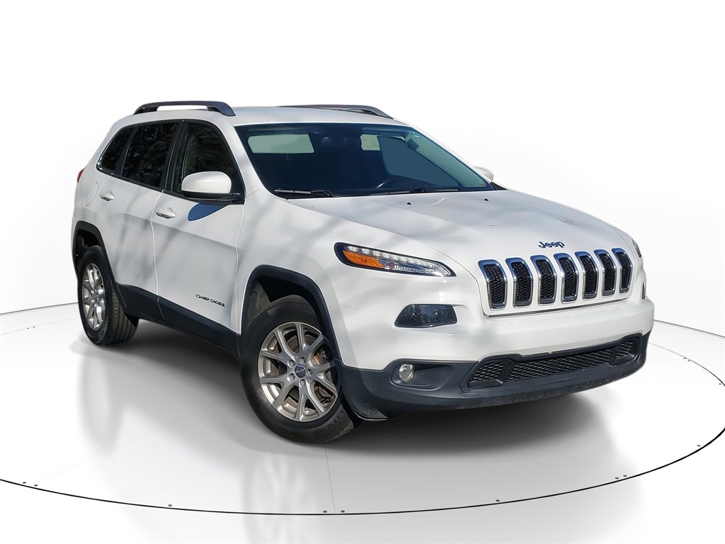 Used 2016 Jeep Cherokee Latitude w/ Comfort & Convenience Group