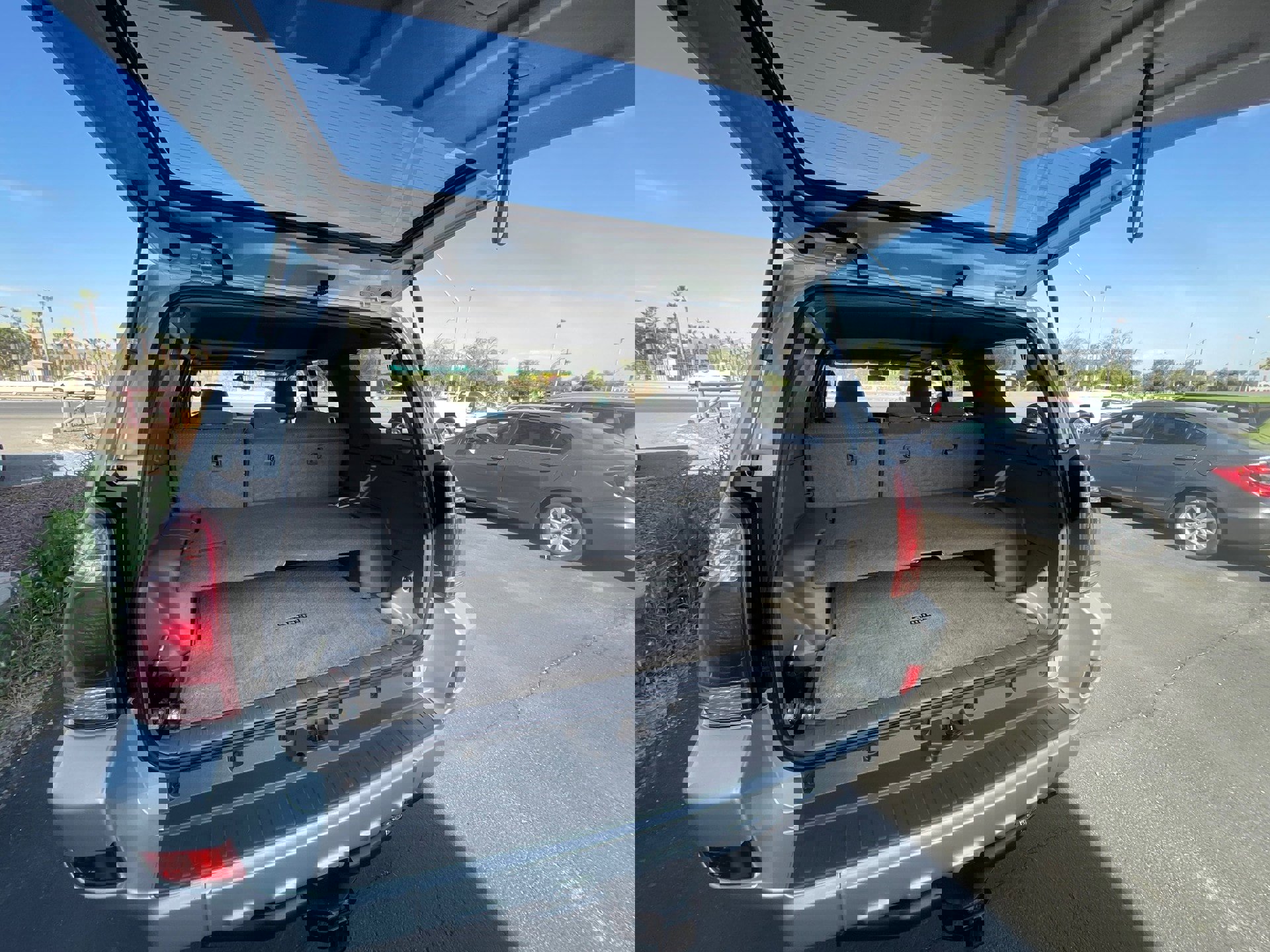 Used 2004 Toyota 4Runner SR5 AWD/4WD image 20