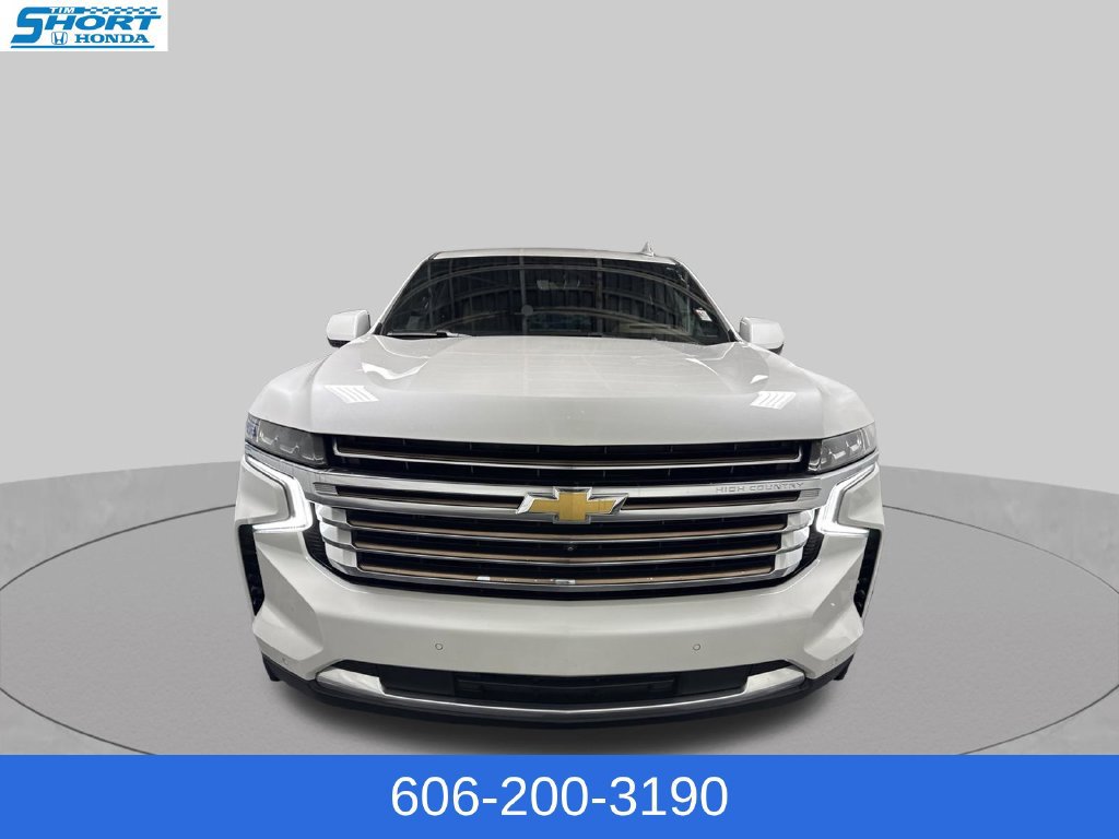 Used 2022 Chevrolet Suburban High Country AWD/4WD image 2