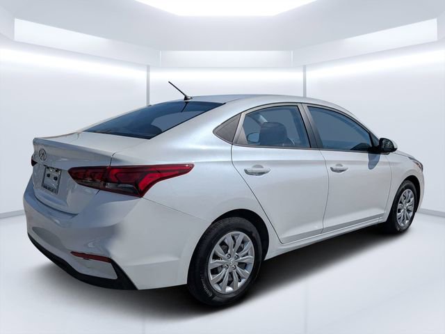 Used 2018 Hyundai Accent SE FWD image 3