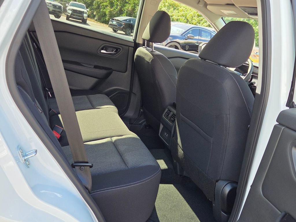 New 2026 Nissan Rogue SV image 12