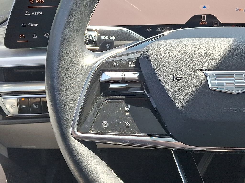 Used 2024 Cadillac Lyriq Luxury AWD/4WD image 22