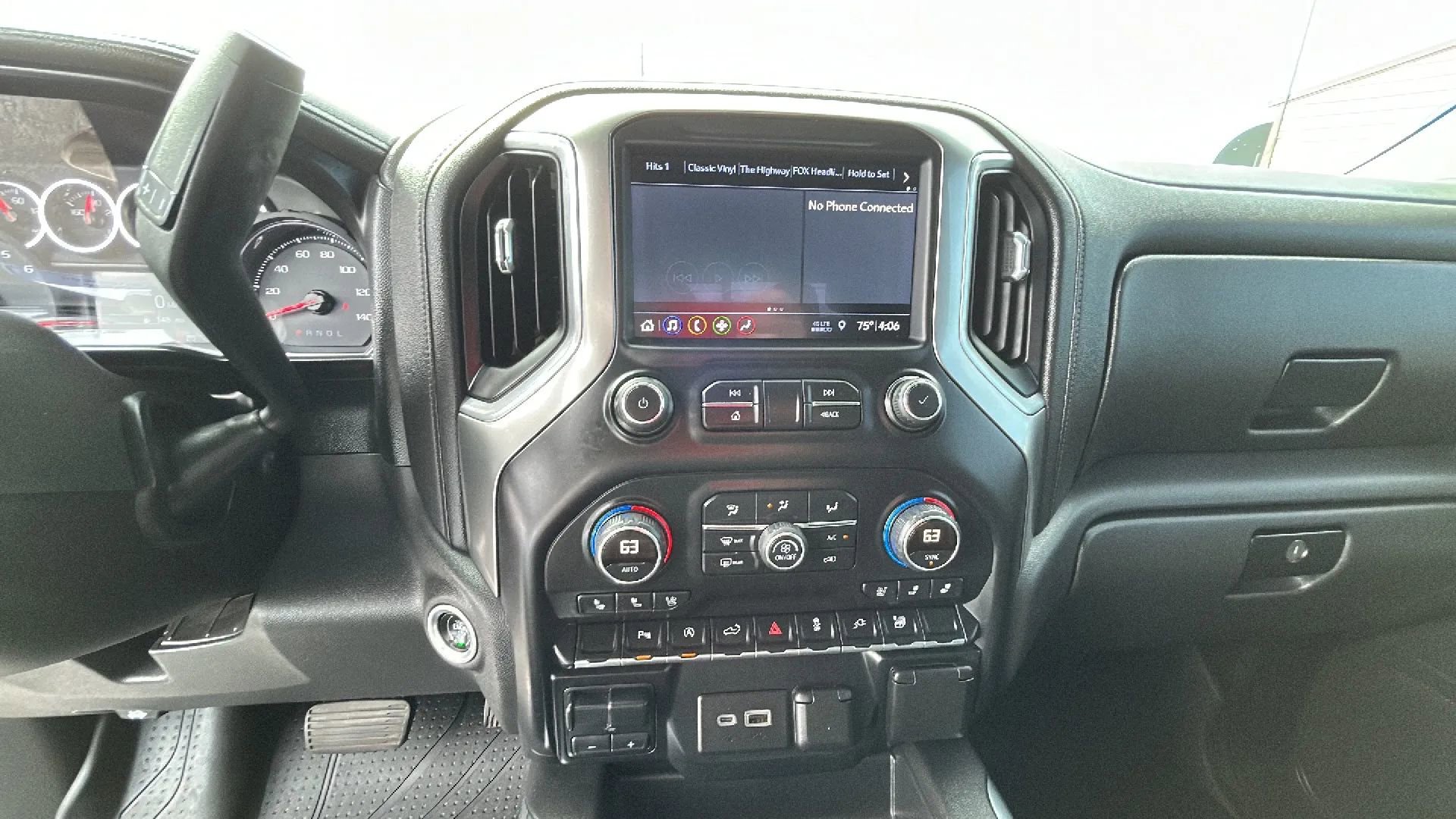 Used 2019 Chevrolet Silverado 1500 LTZ w/ LTZ Texas Edition image 16