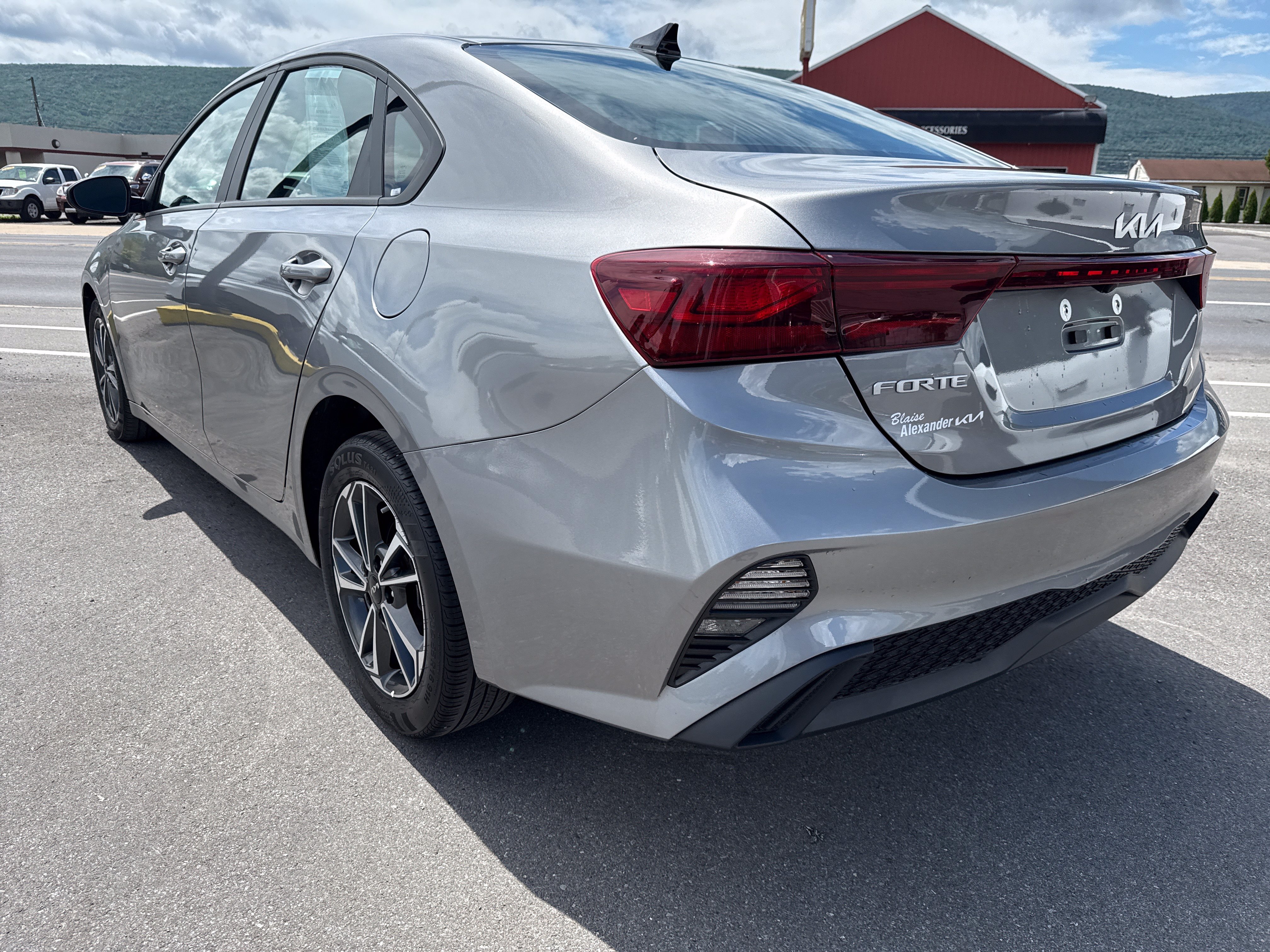Certified 2024 Kia Forte LXS FWD image 6