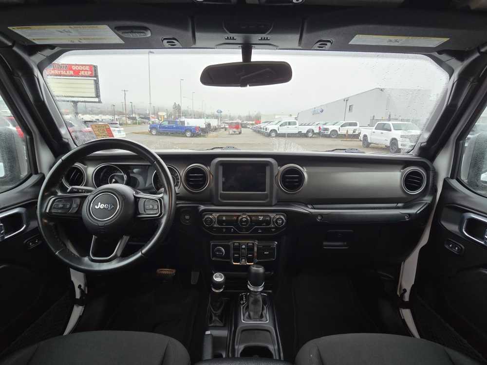 Used 2022 Jeep Gladiator Sport image 15
