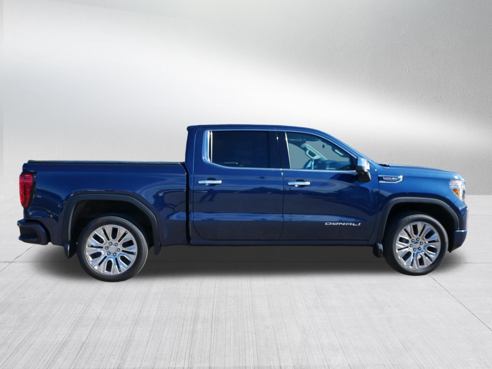 Used 2021 GMC Sierra 1500 Denali w/ Denali Ultimate Package AWD/4WD image 8