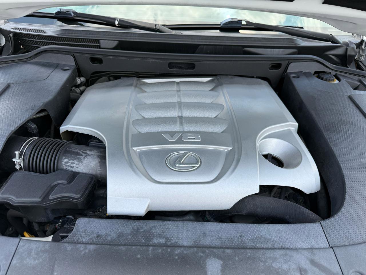 Used 2015 Lexus LX 570 4WD image 33